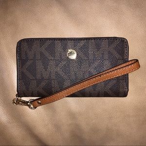 Michael Kors Wristlet